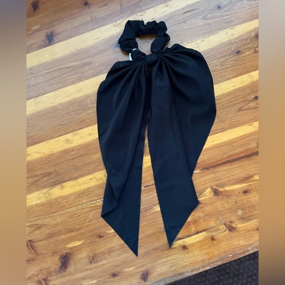 Scrunchies - Picture 2 of 4